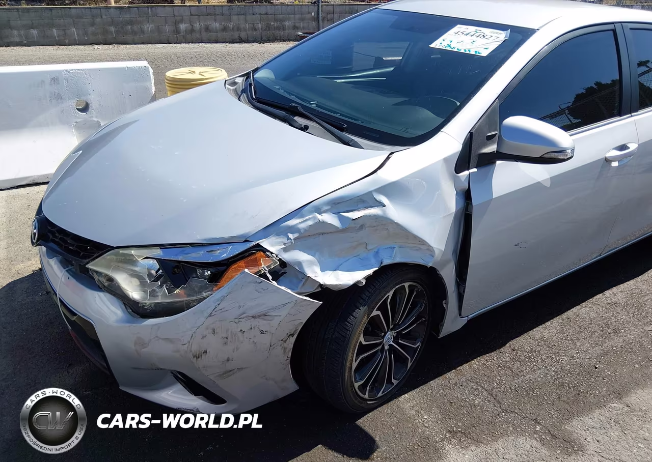 2015 Toyota Corolla S Plus VIN:2T1BURHE7FC451586 - 6
