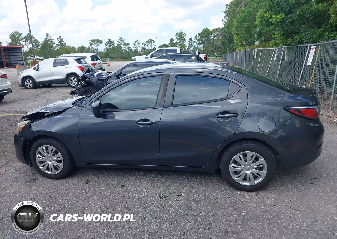 2019 Toyota Yaris L VIN:3MYDLBYVXKY516557 - 15