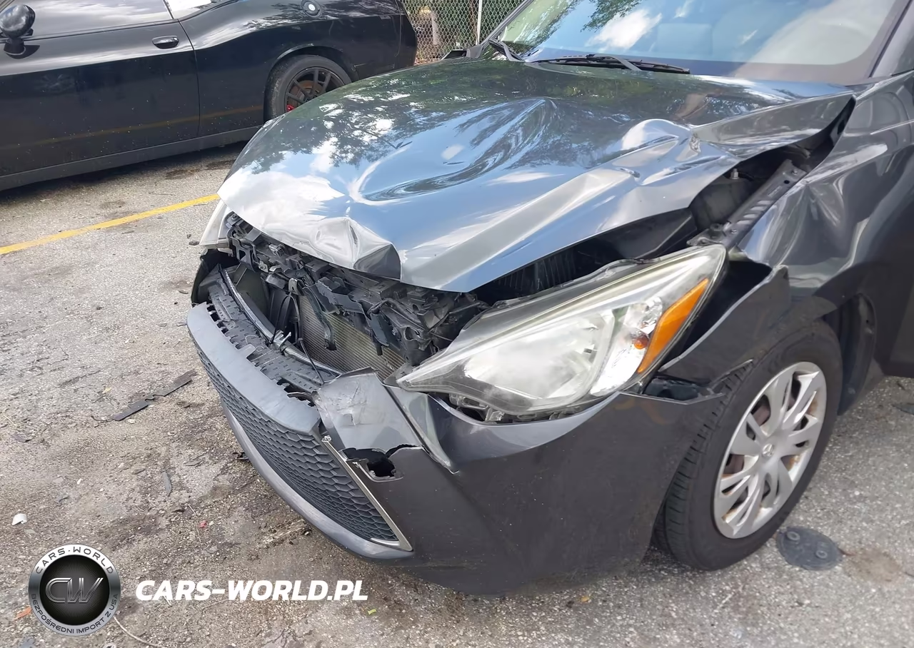 2019 Toyota Yaris L VIN:3MYDLBYVXKY516557 - 6