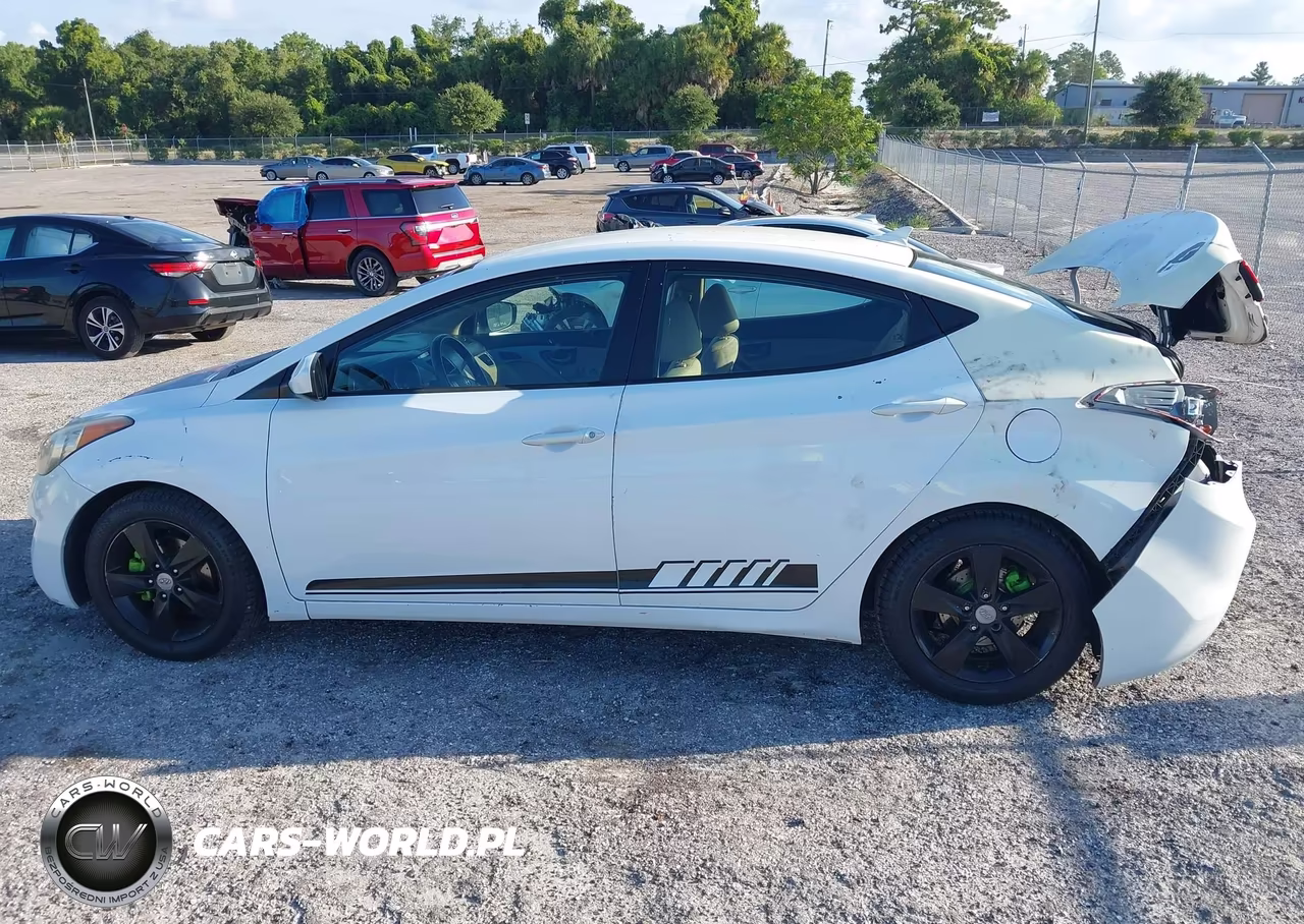 2013 Hyundai Elantra Gls VIN:5NPDH4AE5DH408448 - 14