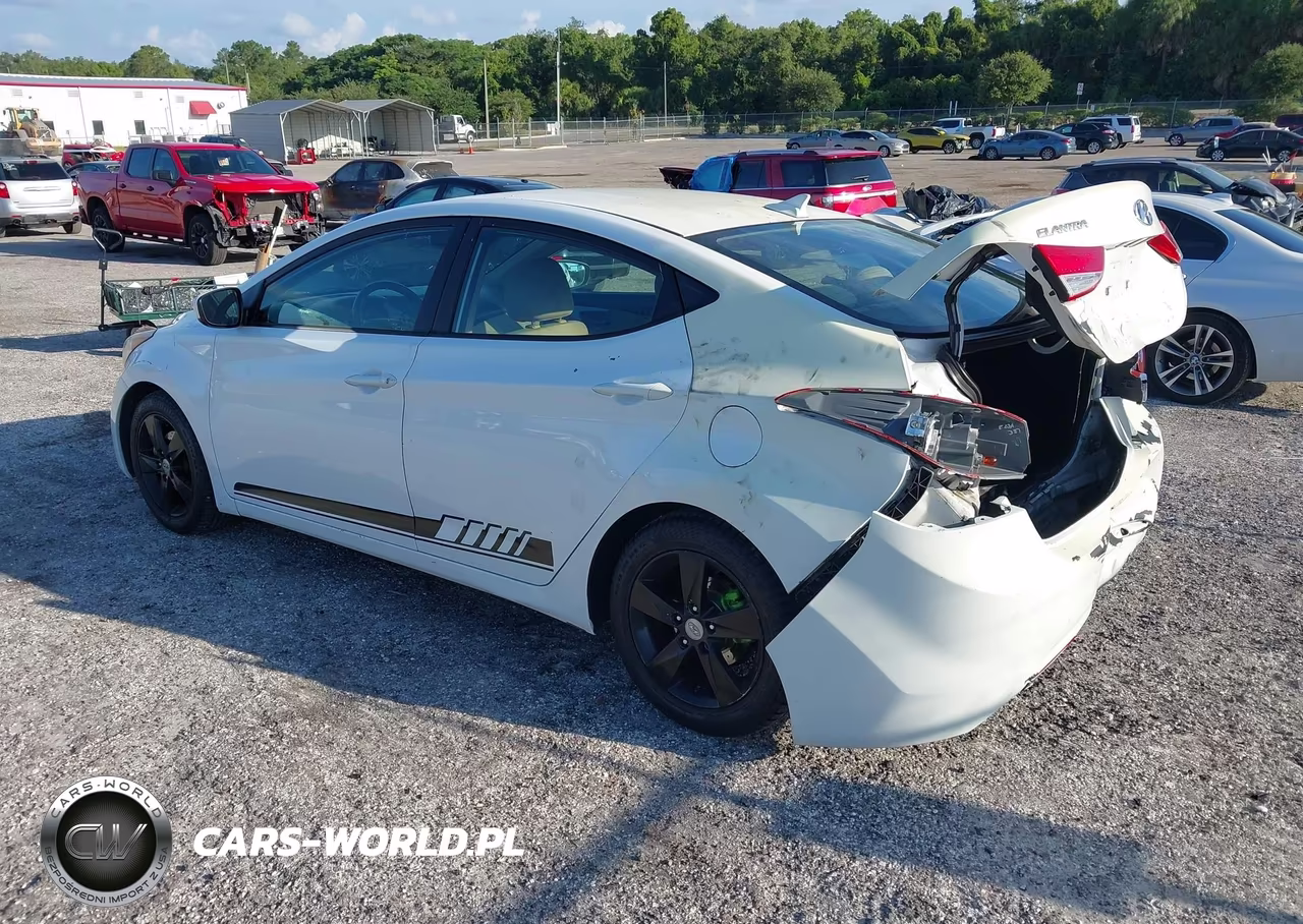 2013 Hyundai Elantra Gls VIN:5NPDH4AE5DH408448 - 3