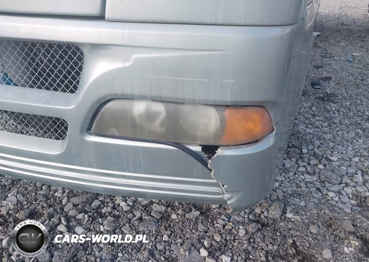 2003 Ford F550 Super Duty Stripped Chass VIN:1FCNF53S730A04002 - 6