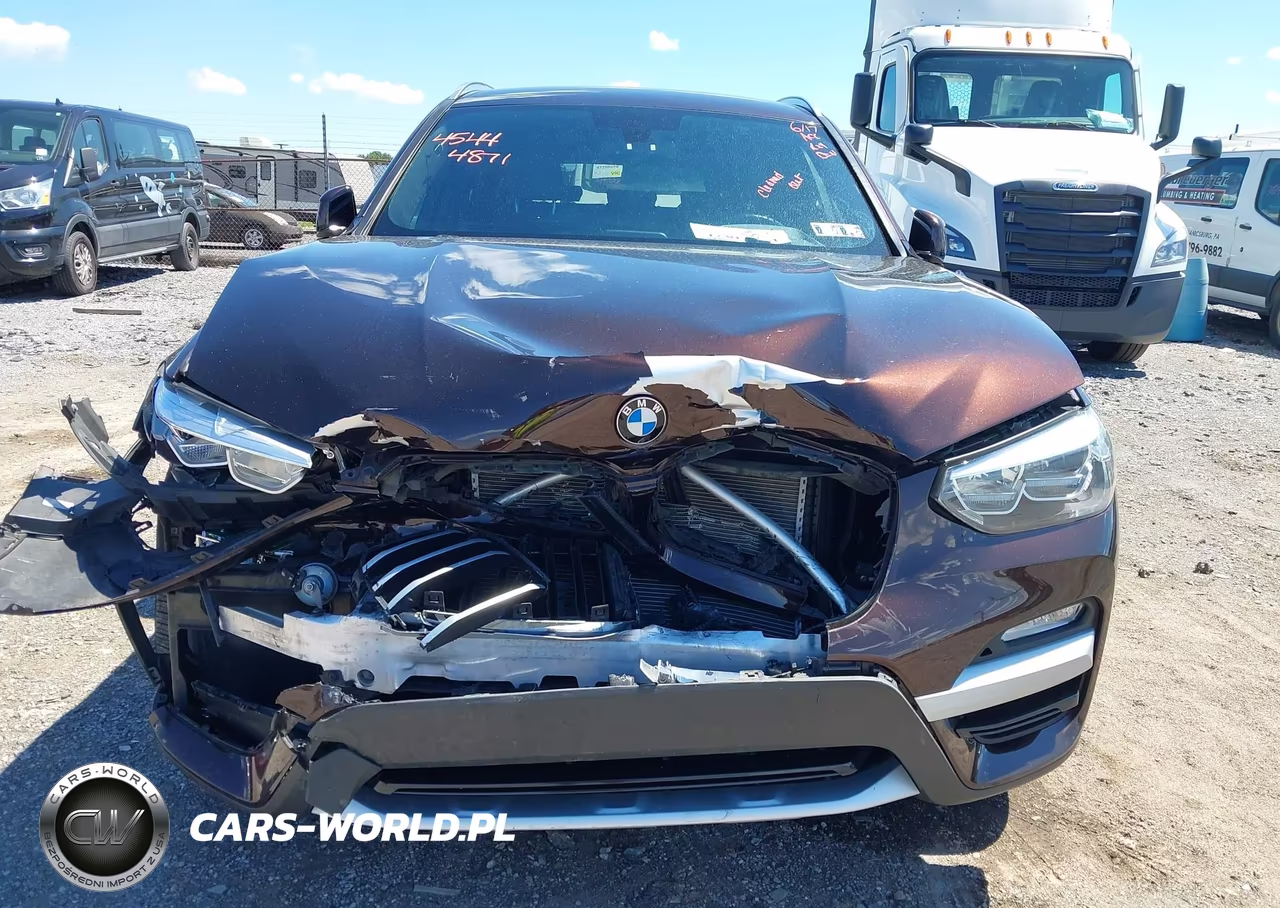 2018 BMW X3 xDrive30I VIN:5UXTR9C55JLC77825 - 12
