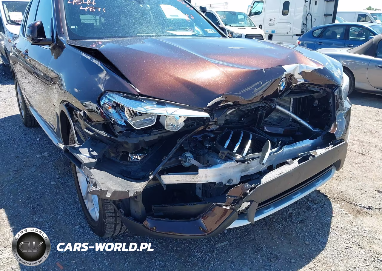 2018 BMW X3 xDrive30I VIN:5UXTR9C55JLC77825 - 6