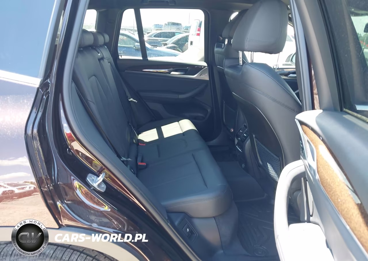 2018 BMW X3 xDrive30I VIN:5UXTR9C55JLC77825 - 8