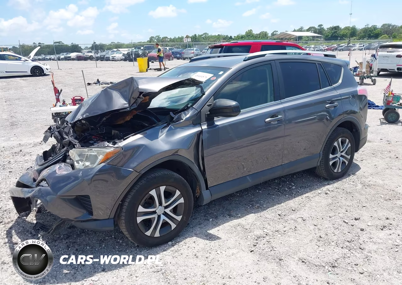 2018 Toyota Rav4 Le VIN:JTMZFREV3JJ183498 - 2