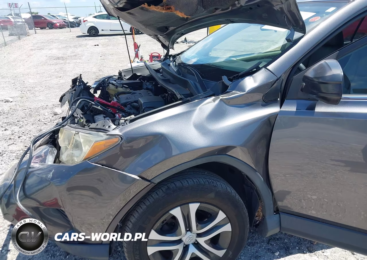 2018 Toyota Rav4 Le VIN:JTMZFREV3JJ183498 - 6