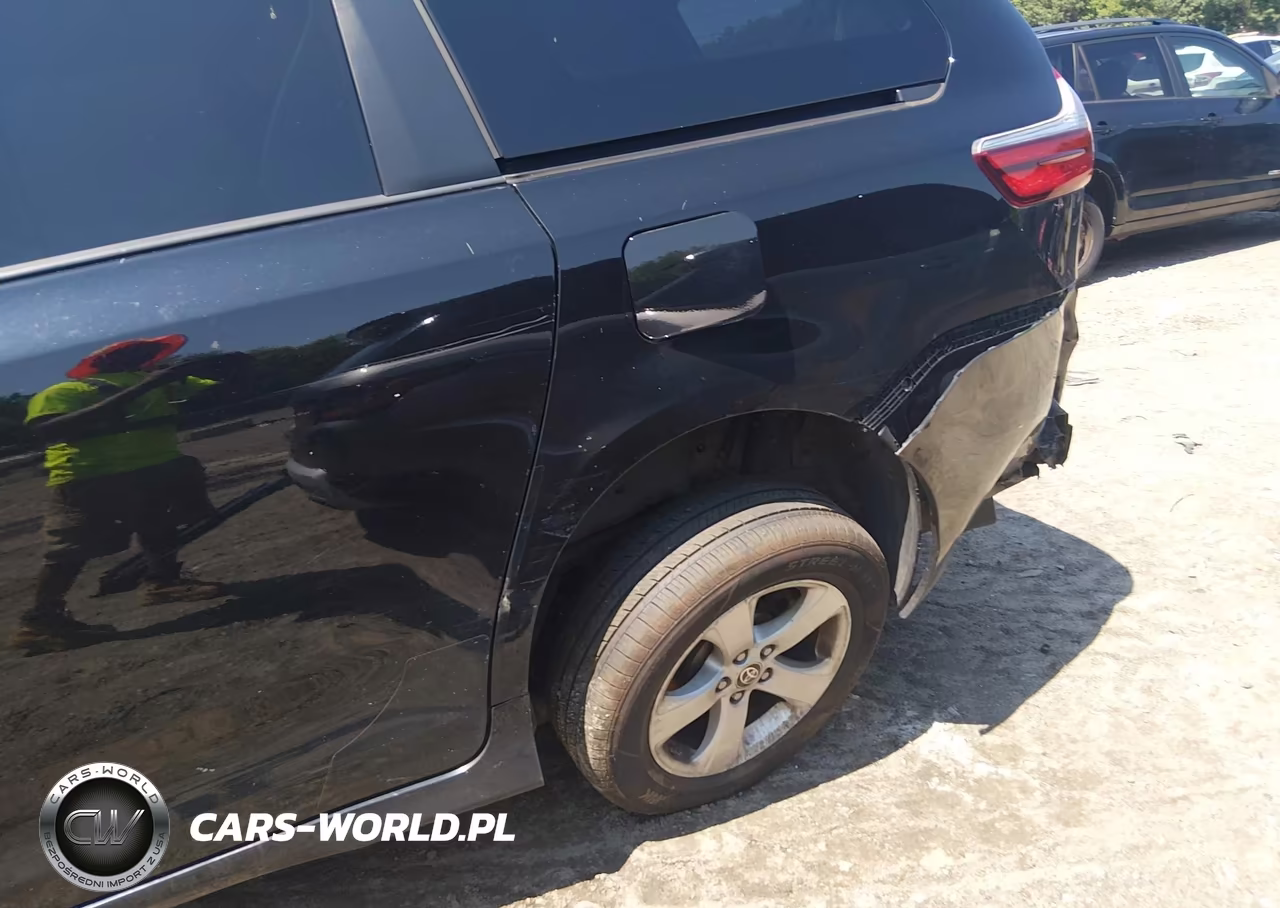 2020 Toyota Sienna L VIN:5TDZZ3DC0LS083823 - 6