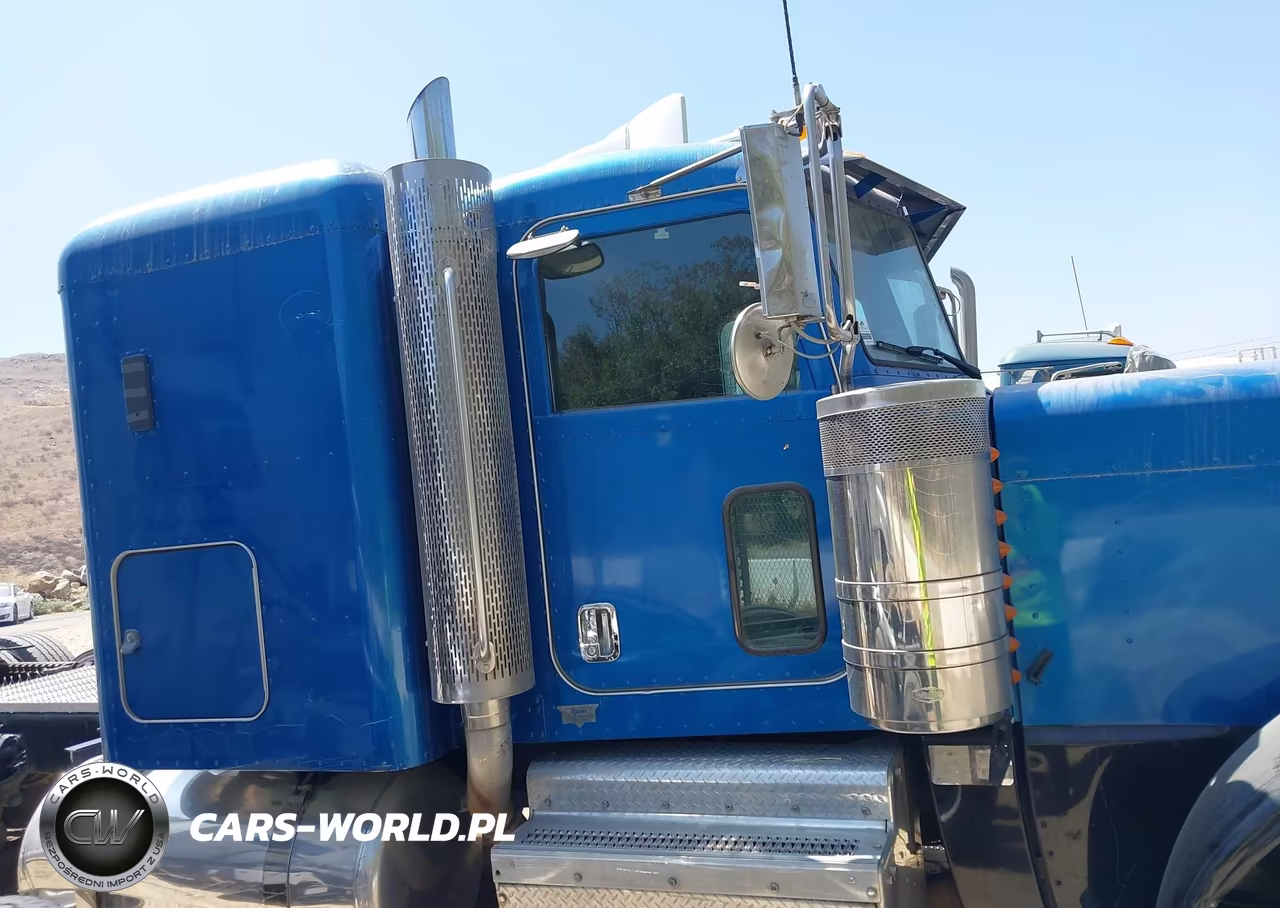 2012 Peterbilt 389 VIN:1XPXD49X8CD138293 - 17