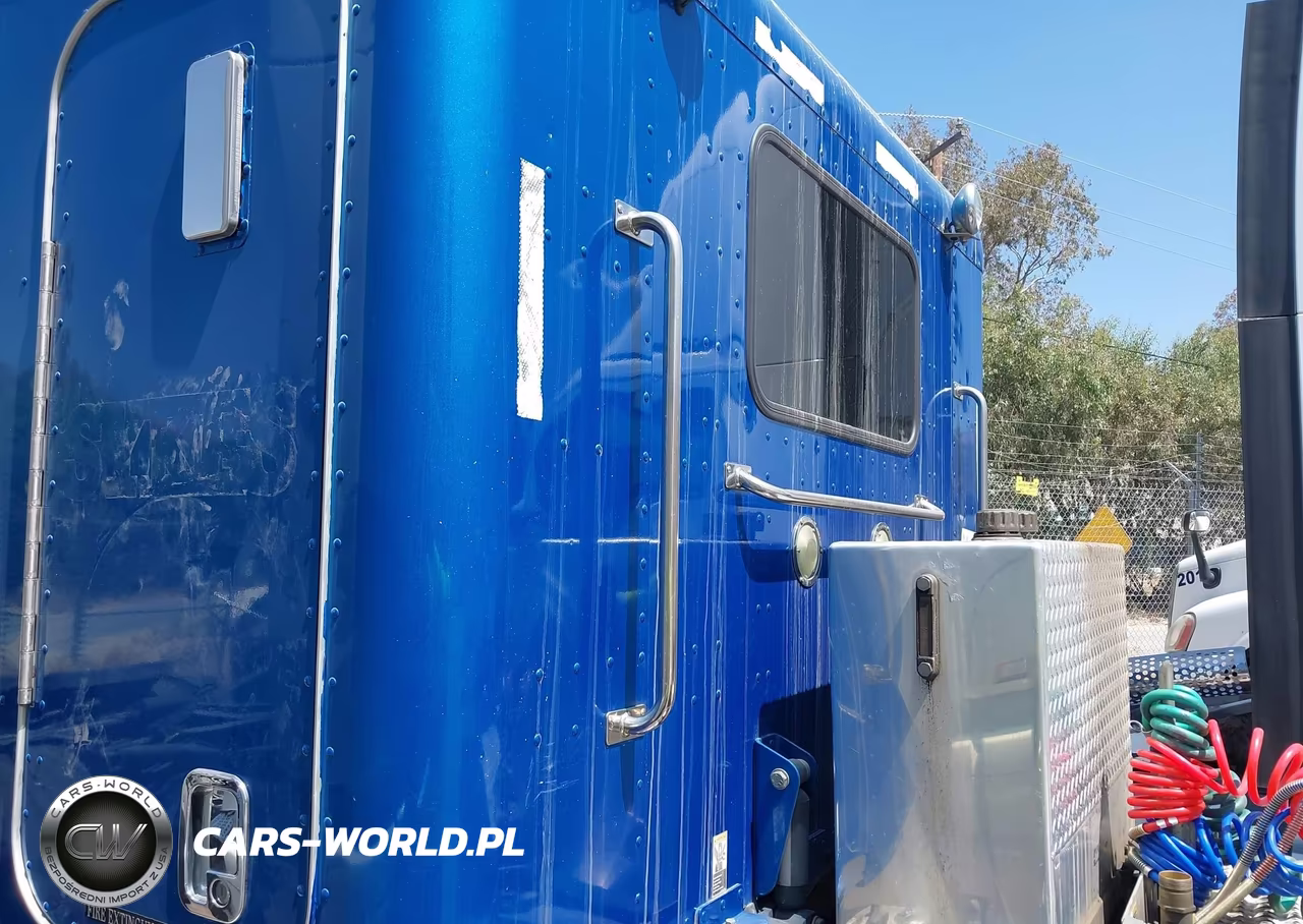 2012 Peterbilt 389 VIN:1XPXD49X8CD138293 - 18