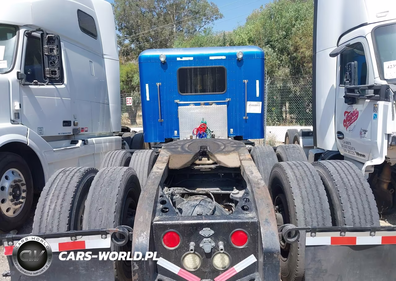 2012 Peterbilt 389 VIN:1XPXD49X8CD138293 - 19