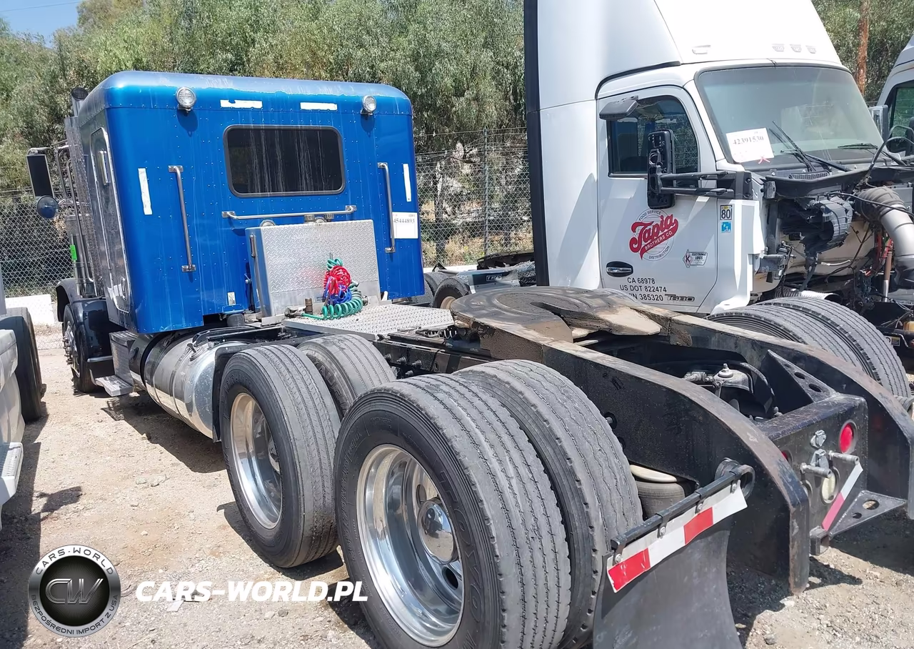2012 Peterbilt 389 VIN:1XPXD49X8CD138293 - 3