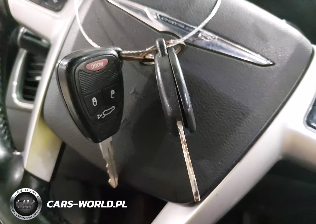 2012 Chrysler 200 Touring VIN:1C3CCBBB7CN130660 - 11