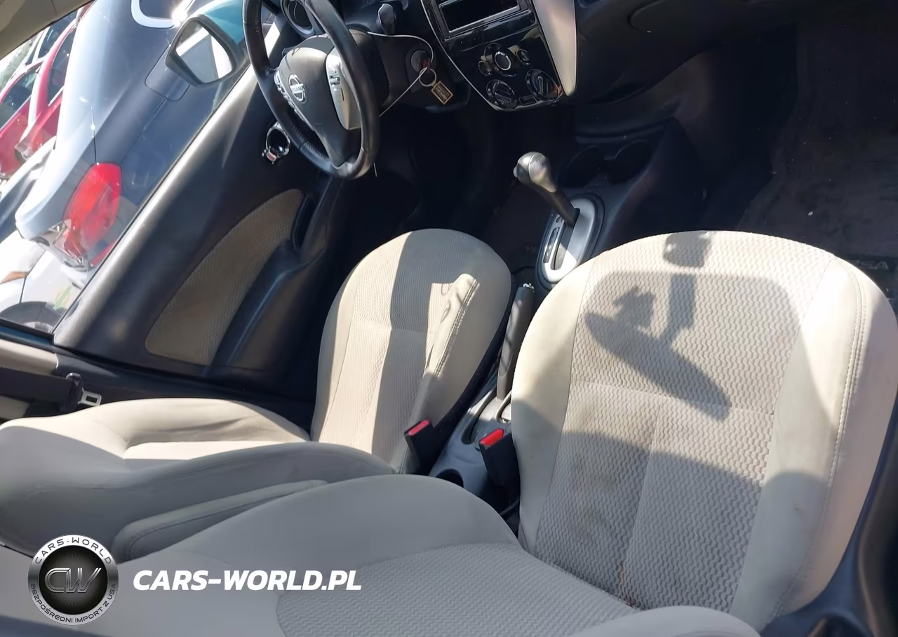 2015 Nissan Versa Note S (Sr)-S Plus-Sl-Sr-Sv VIN:3N1CE2CP1FL352411 - 5