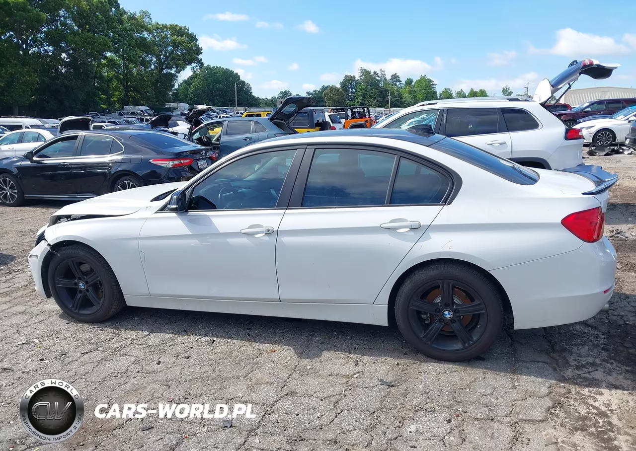 2015 BMW 320I xDrive VIN:WBA3C3G57FNT51679 - 14