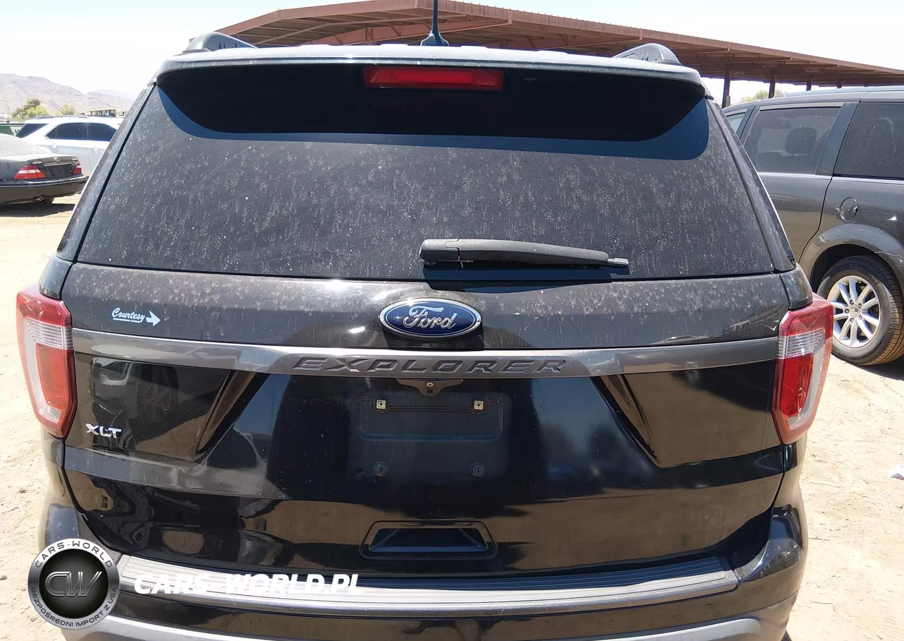 2018 Ford Explorer Xlt VIN:1FM5K7D81JGC28263 - 15