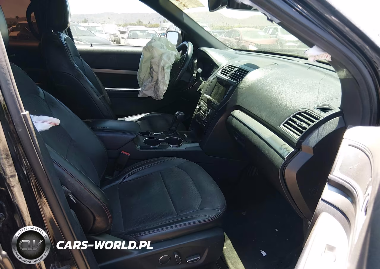 2018 Ford Explorer Xlt VIN:1FM5K7D81JGC28263 - 5