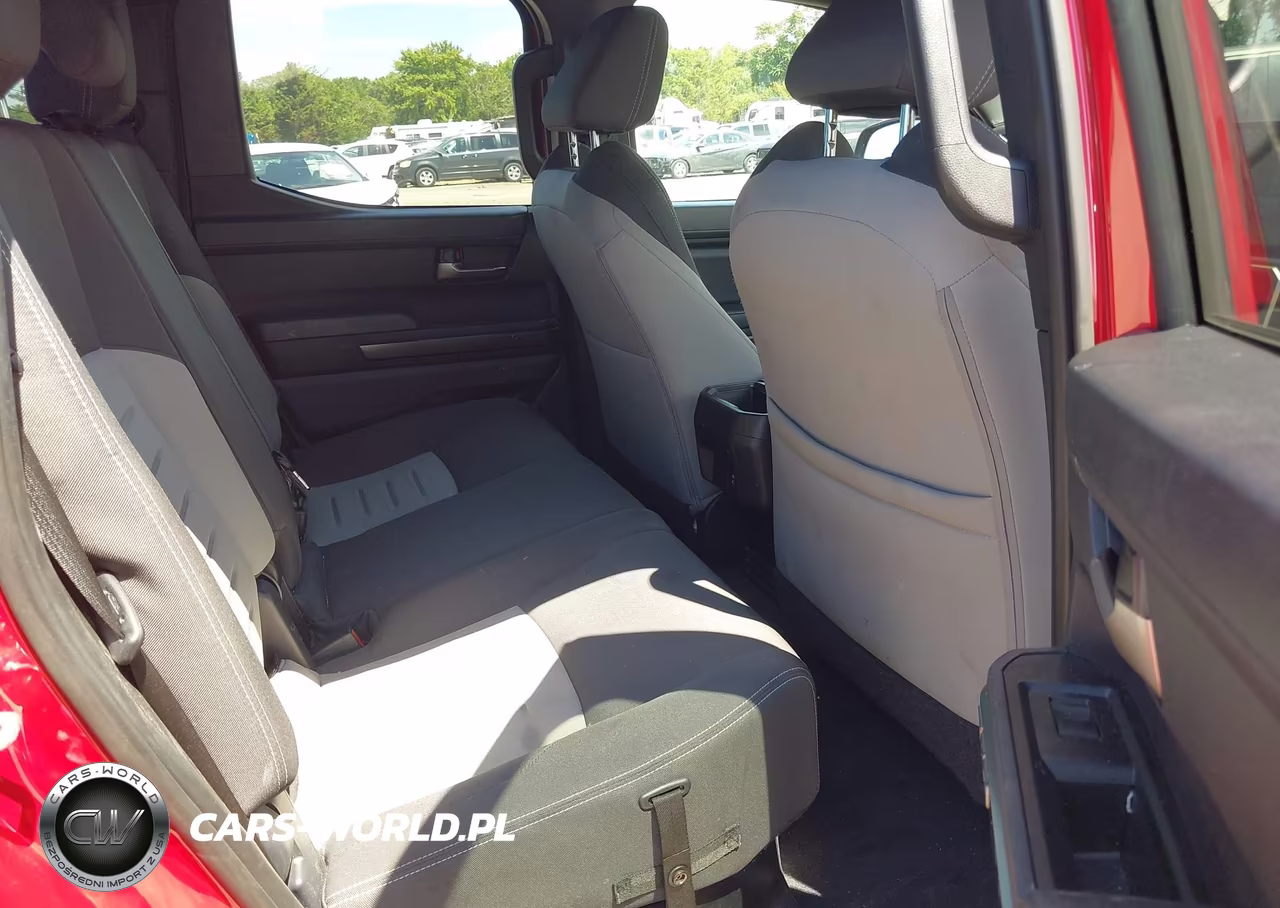 2025 Toyota Tacoma Trd Off-Road VIN:3TYLB5JN8ST067271 - 8