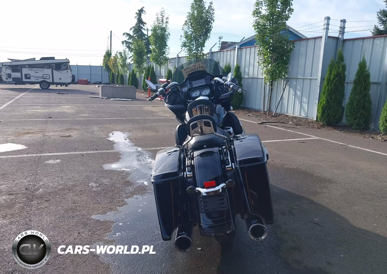 2016 Harley-Davidson Fltrxs Road Glide Special VIN:1HD1KTM10GB647241 - 6