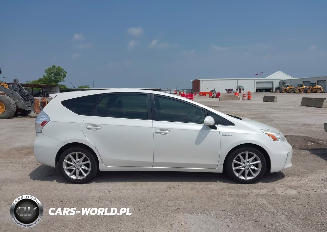 2014 Toyota Prius V Five VIN:JTDZN3EU3E3327830 - 13