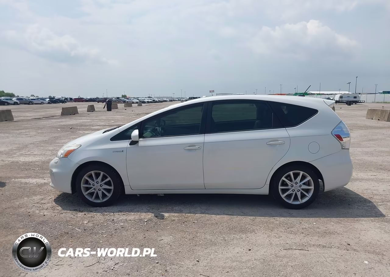 2014 Toyota Prius V Five VIN:JTDZN3EU3E3327830 - 14
