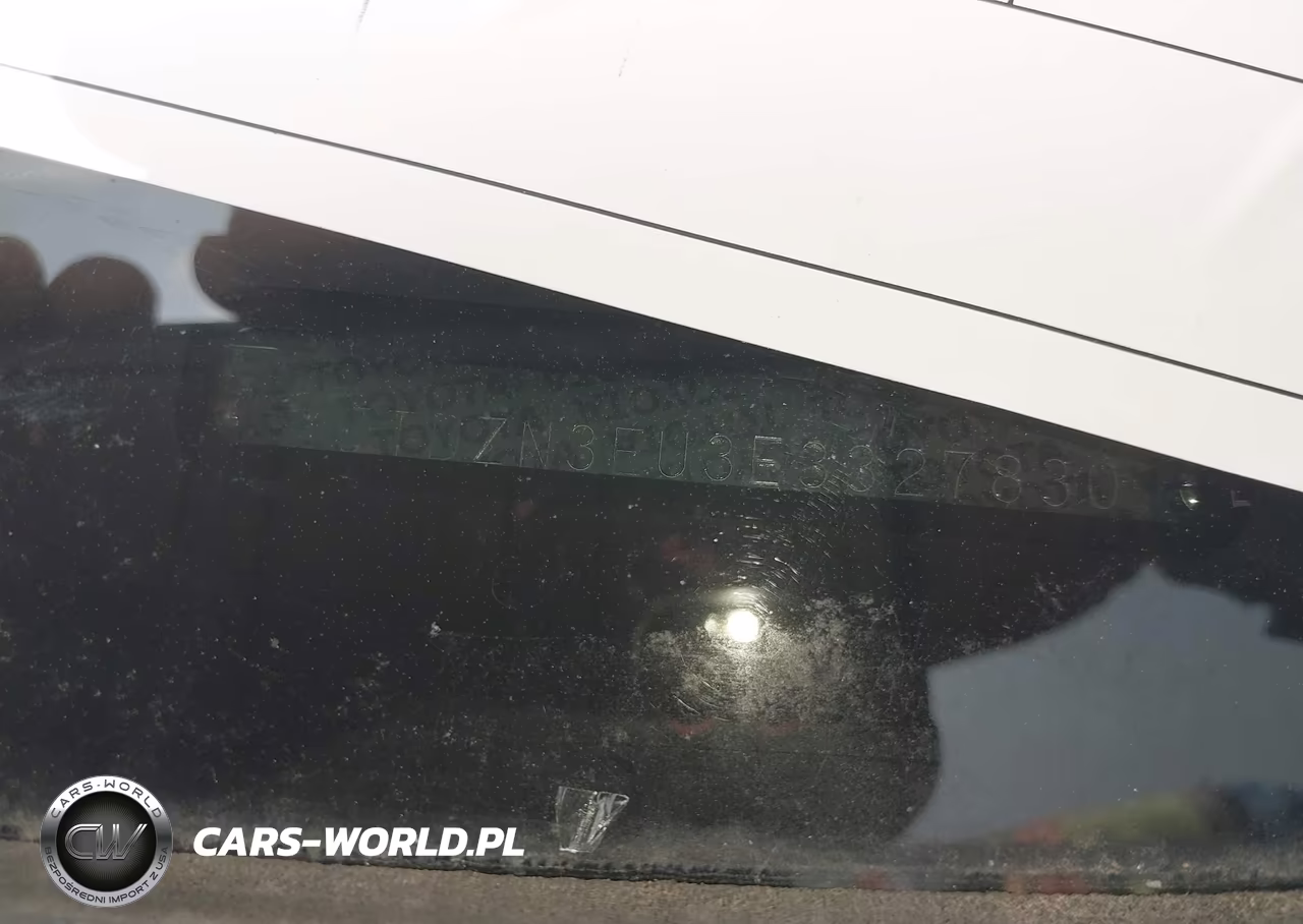 2014 Toyota Prius V Five VIN:JTDZN3EU3E3327830 - 17