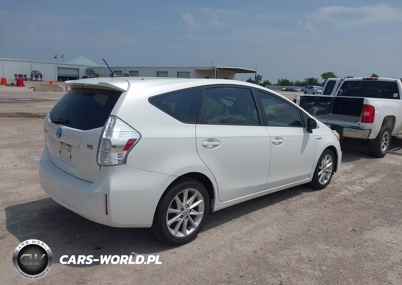 2014 Toyota Prius V Five VIN:JTDZN3EU3E3327830 - 4