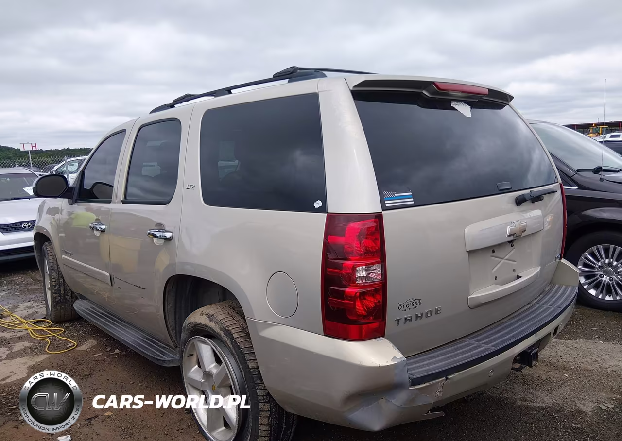 2008 Chevrolet Tahoe Ltz VIN:1GNFC13068R146355 - 3