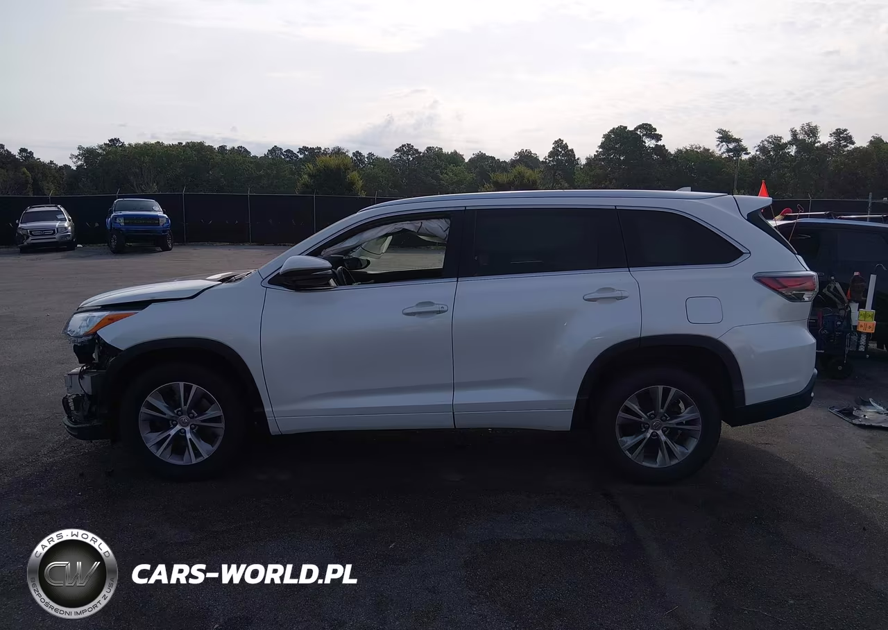 2015 Toyota Highlander Xle V6 VIN:5TDKKRFH7FS057662 - 15