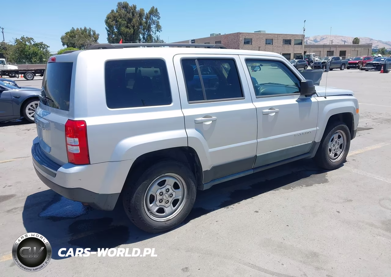 2012 Jeep Patriot Sport VIN:1C4NJPBA2CD515323 - 4