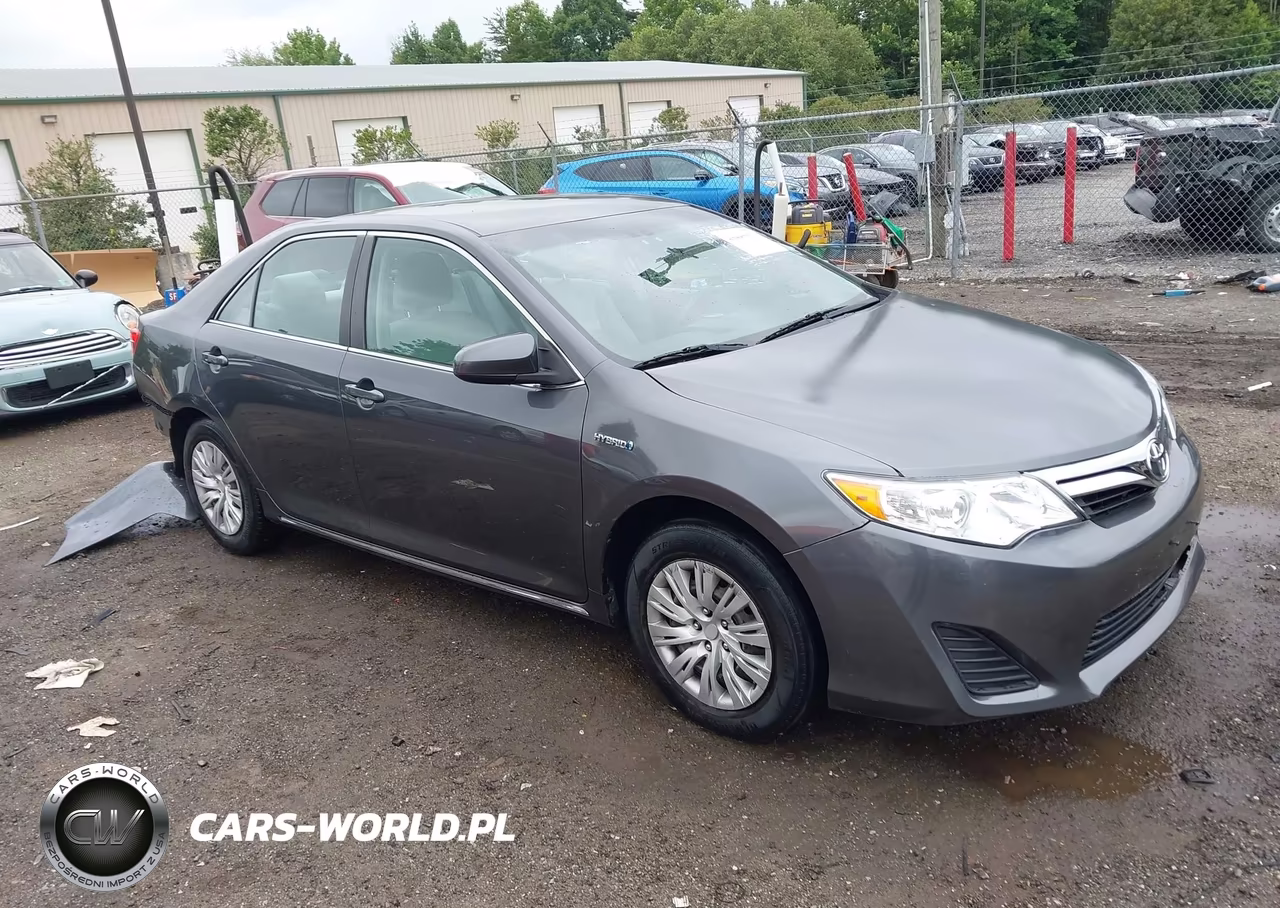 2012 Toyota Camry Hybrid Le – zdjęcie 1 z 16