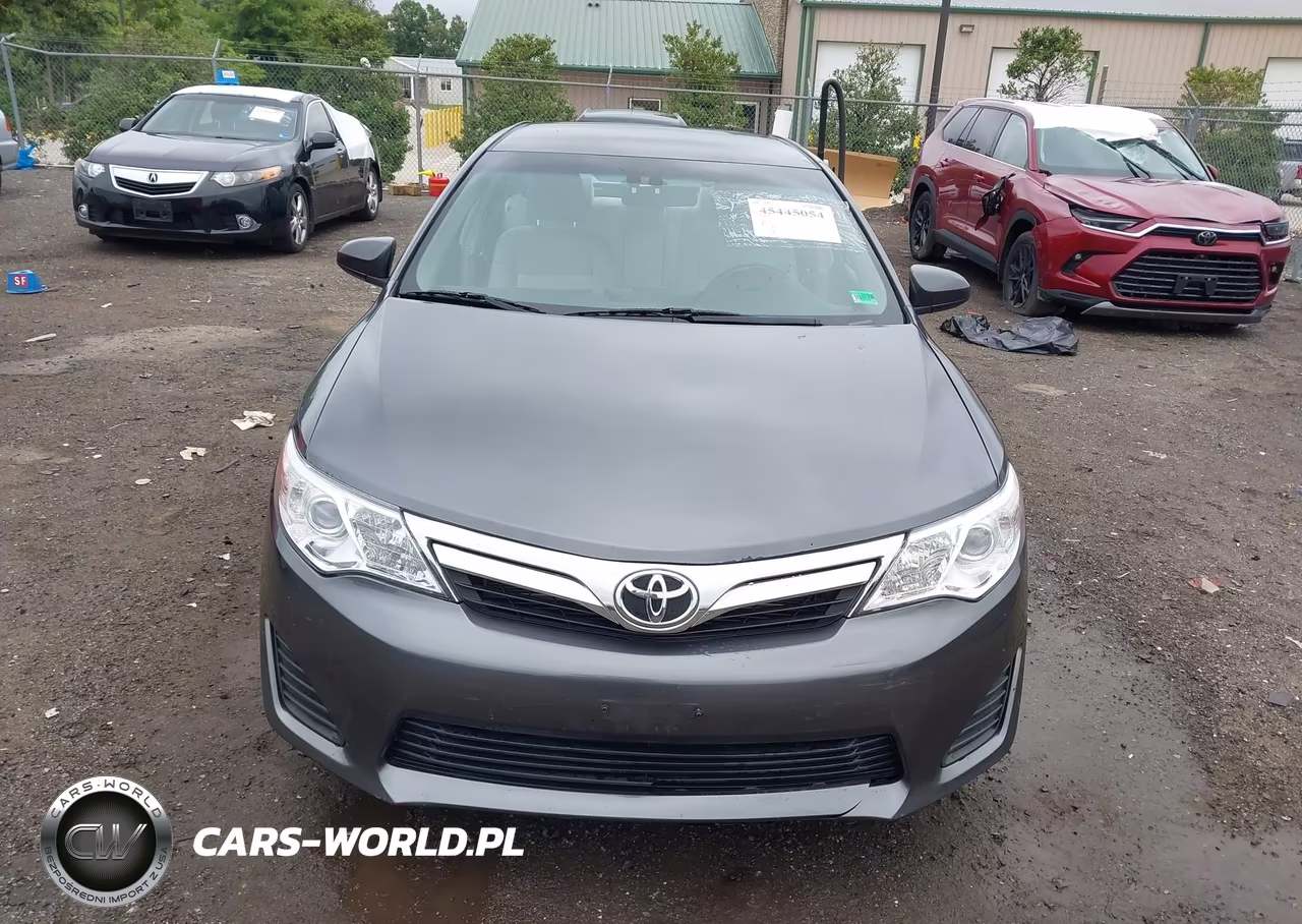 2012 Toyota Camry Hybrid Le VIN:4T1BD1FK9CU026018 - 12