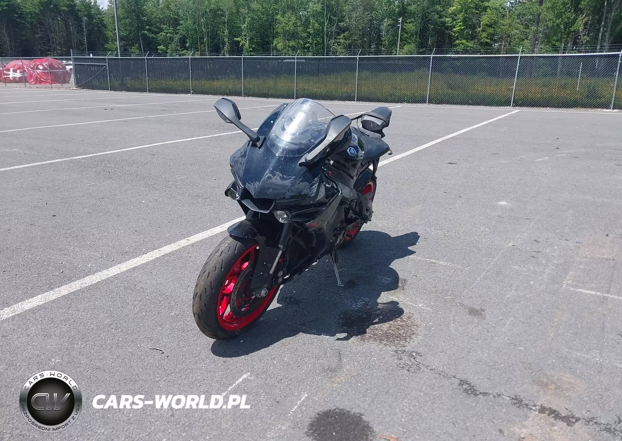 2018 Yamaha Yzfr1 – zdjęcie 1 z 13