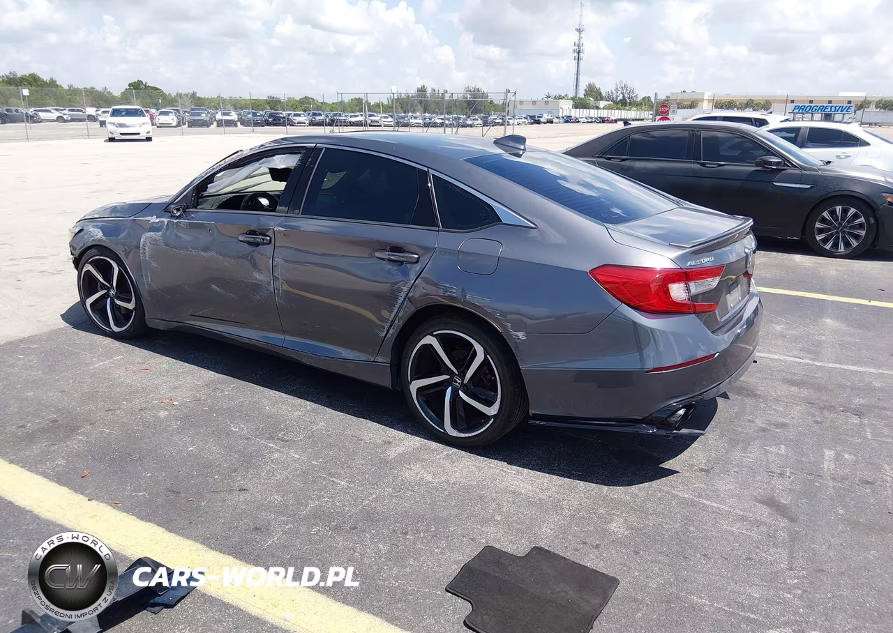 2018 Honda Accord Sport 2.0T VIN:1HGCV2F36JA052841 - 3