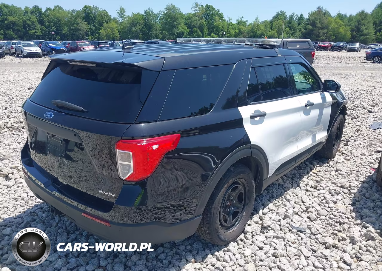 2024 Ford Police Interceptor Utility VIN:1FM5K8AB2RGA71134 - 4
