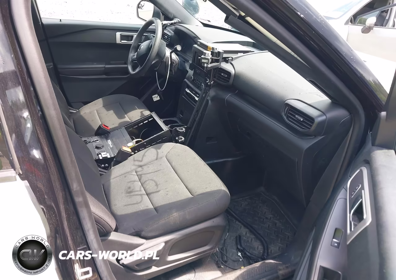 2024 Ford Police Interceptor Utility VIN:1FM5K8AB2RGA71134 - 5