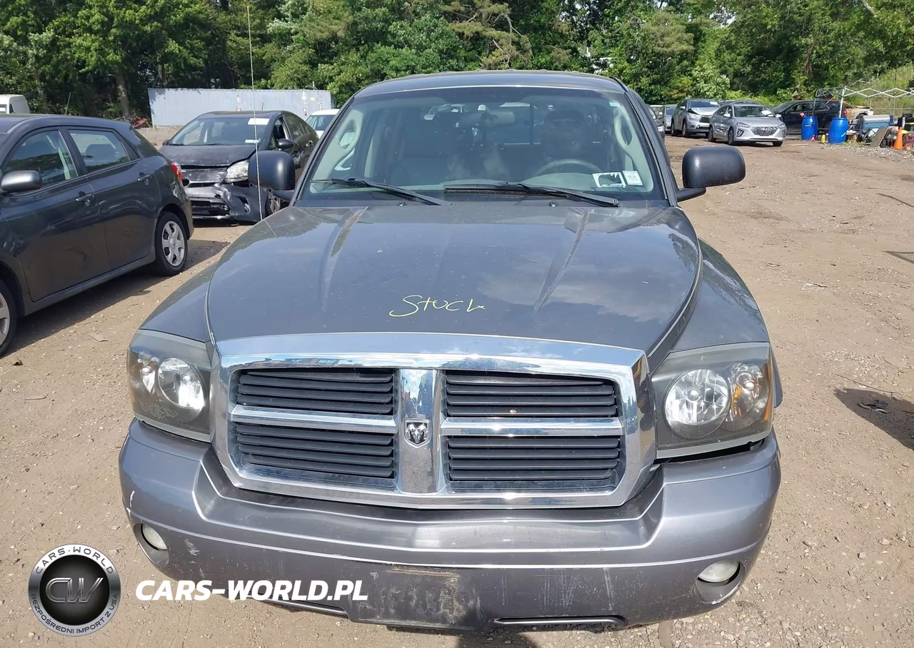 2005 Dodge Dakota Laramie VIN:1D7HW58N85S131631 - 6