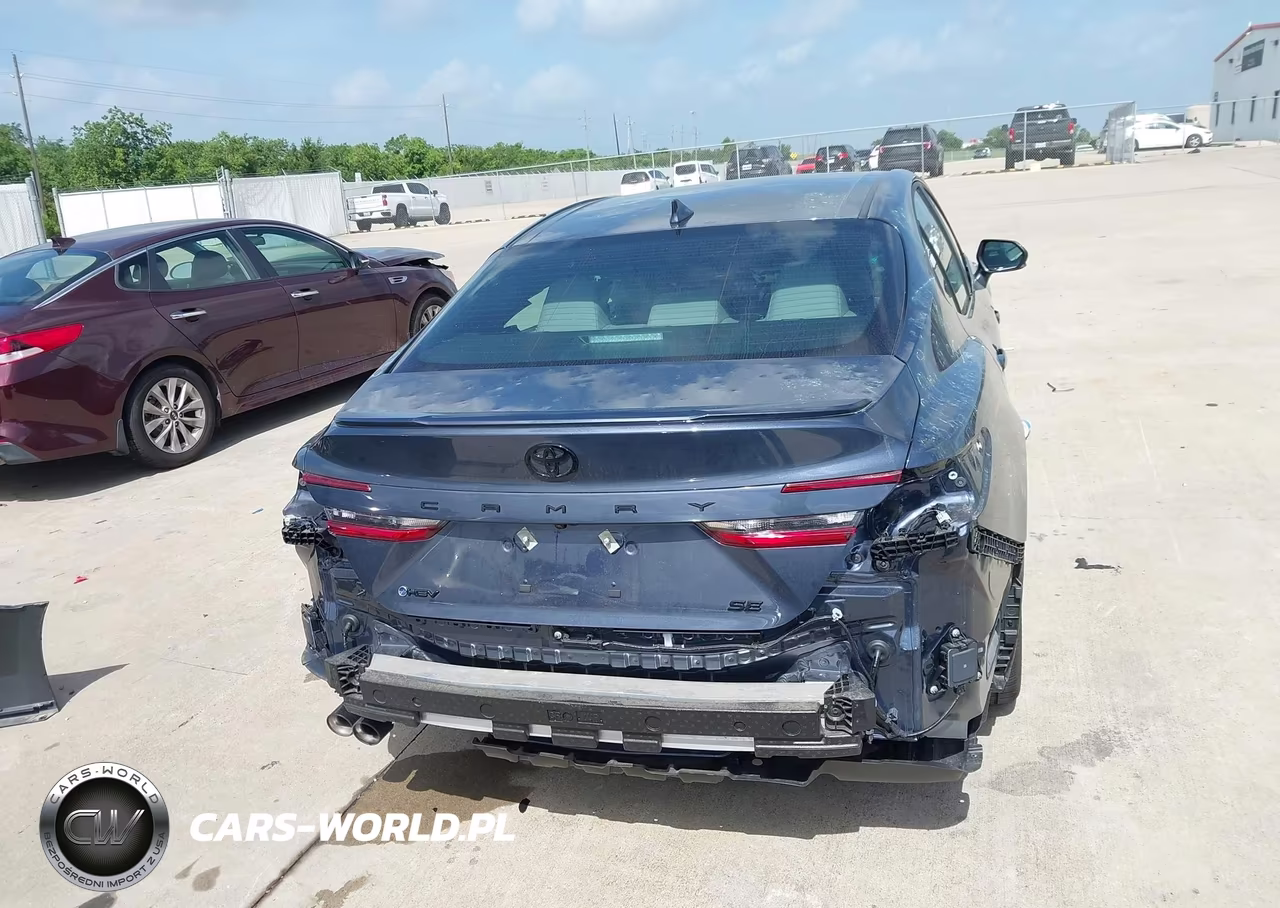 2026 Toyota Camry Se VIN:4T1DAACK2TU661233 - 17