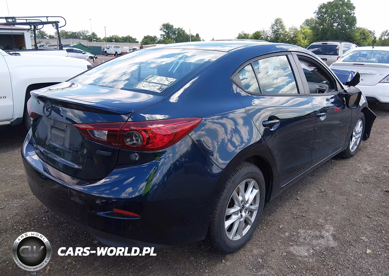 2015 Mazda Mazda3 I Touring VIN:3MZBM1V74FM229499 - 4