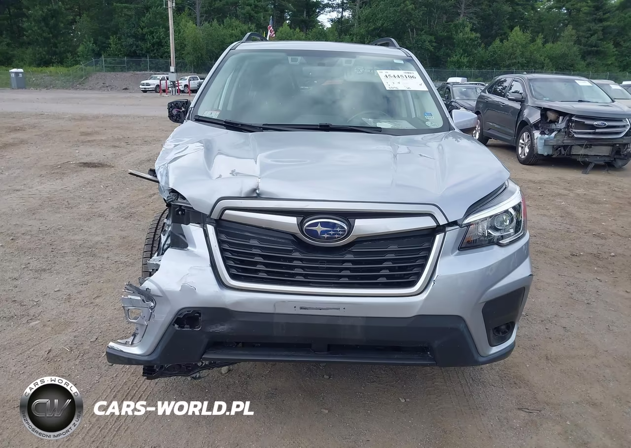 2019 Subaru Forester Premium VIN:JF2SKAGC7KH564937 - 13