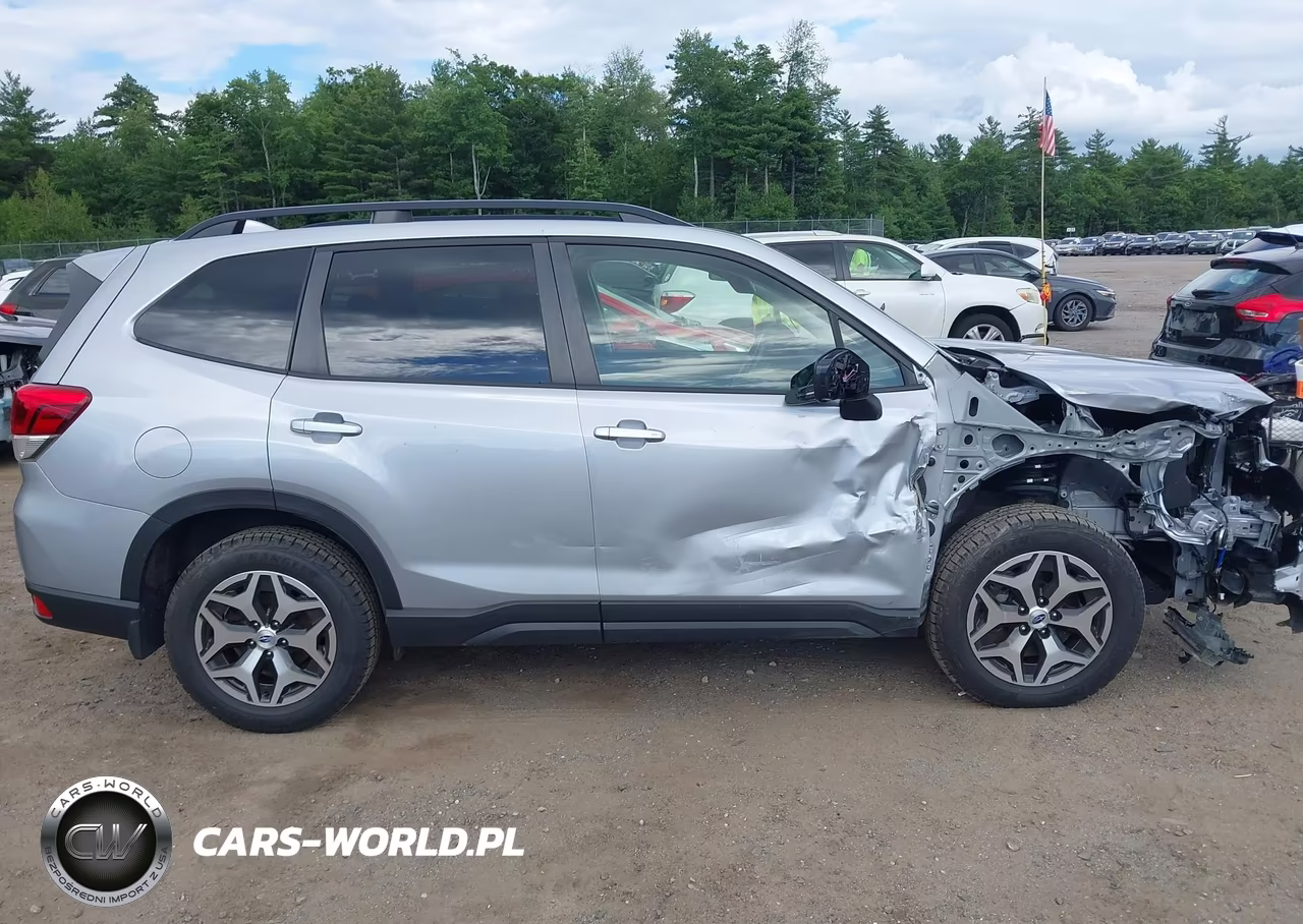 2019 Subaru Forester Premium VIN:JF2SKAGC7KH564937 - 14