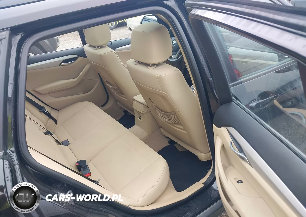 2014 BMW X1 xDrive28I VIN:WBAVL1C53EVR93706 - 8