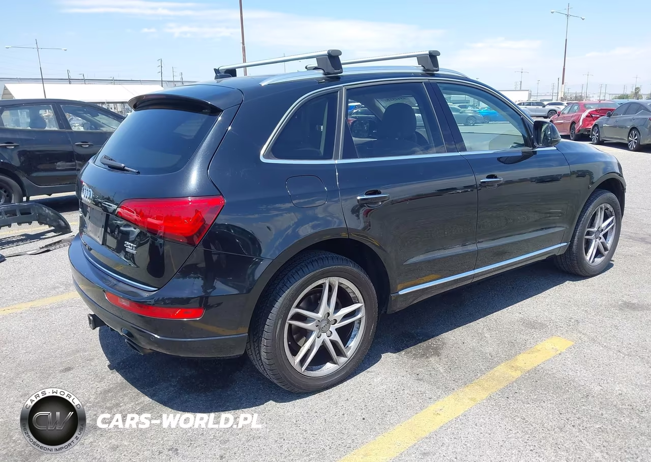 2017 Audi Q5 2.0T Premium VIN:WA1C2AFP8HA070024 - 4