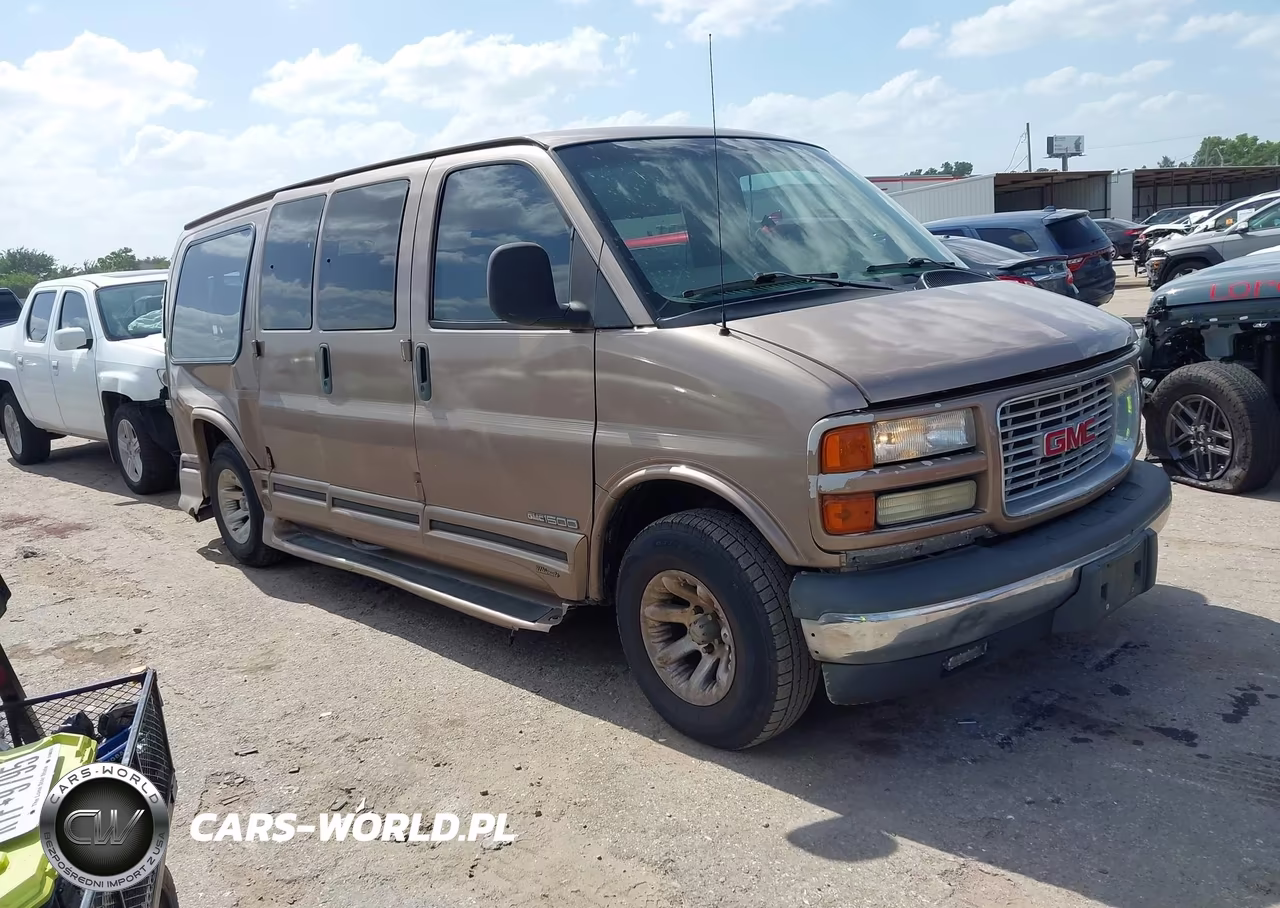 2002 GMC Savana Passenger Standard