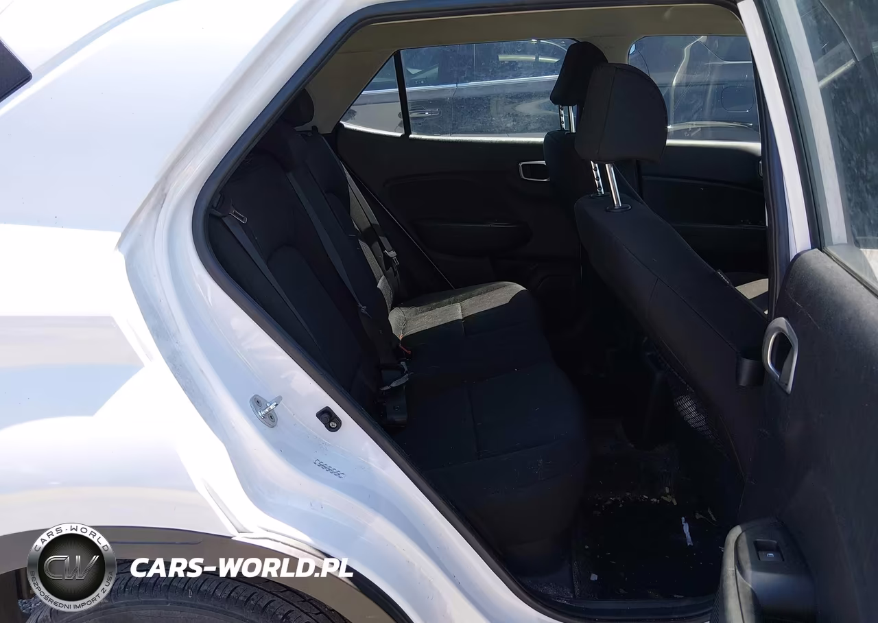 2021 Hyundai Venue Se VIN:KMHRB8A38MU114735 - 8