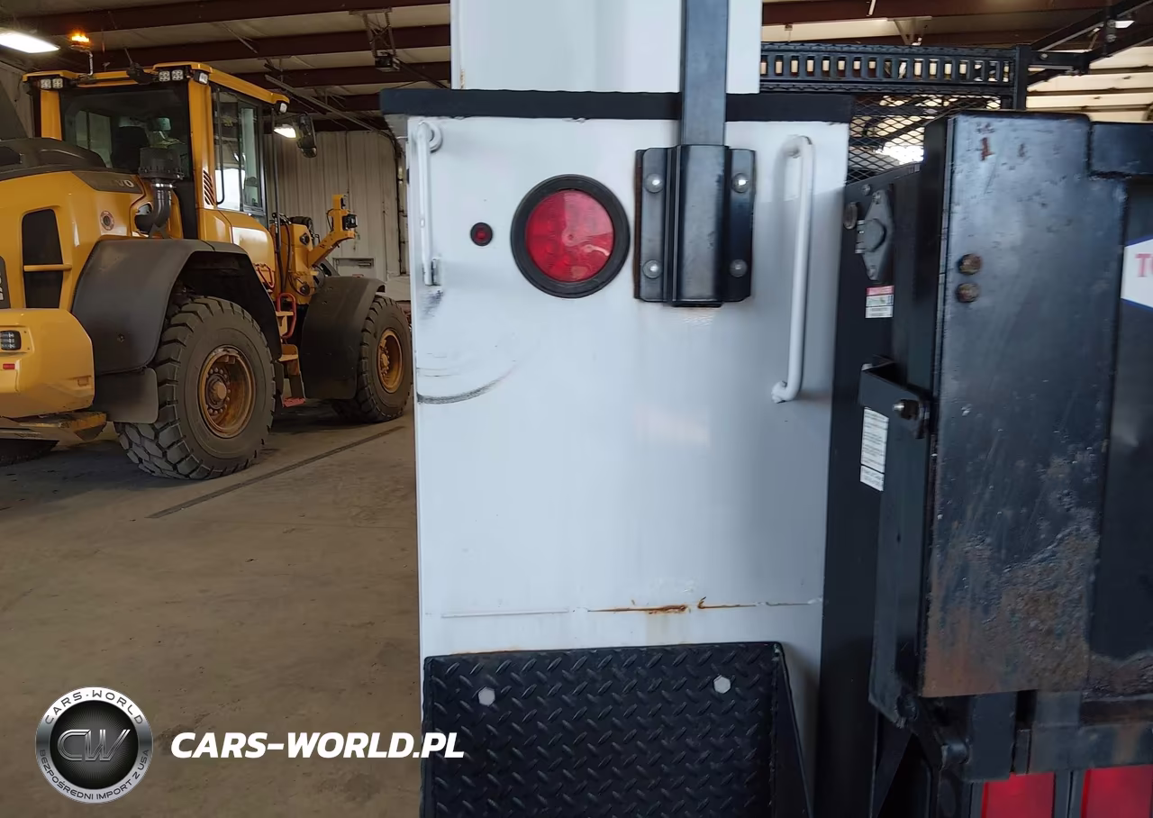 2015 Ford F-550 Chassis Lariat-Xl-Xlt VIN:1FD0W5HTXFEA71840 - 16