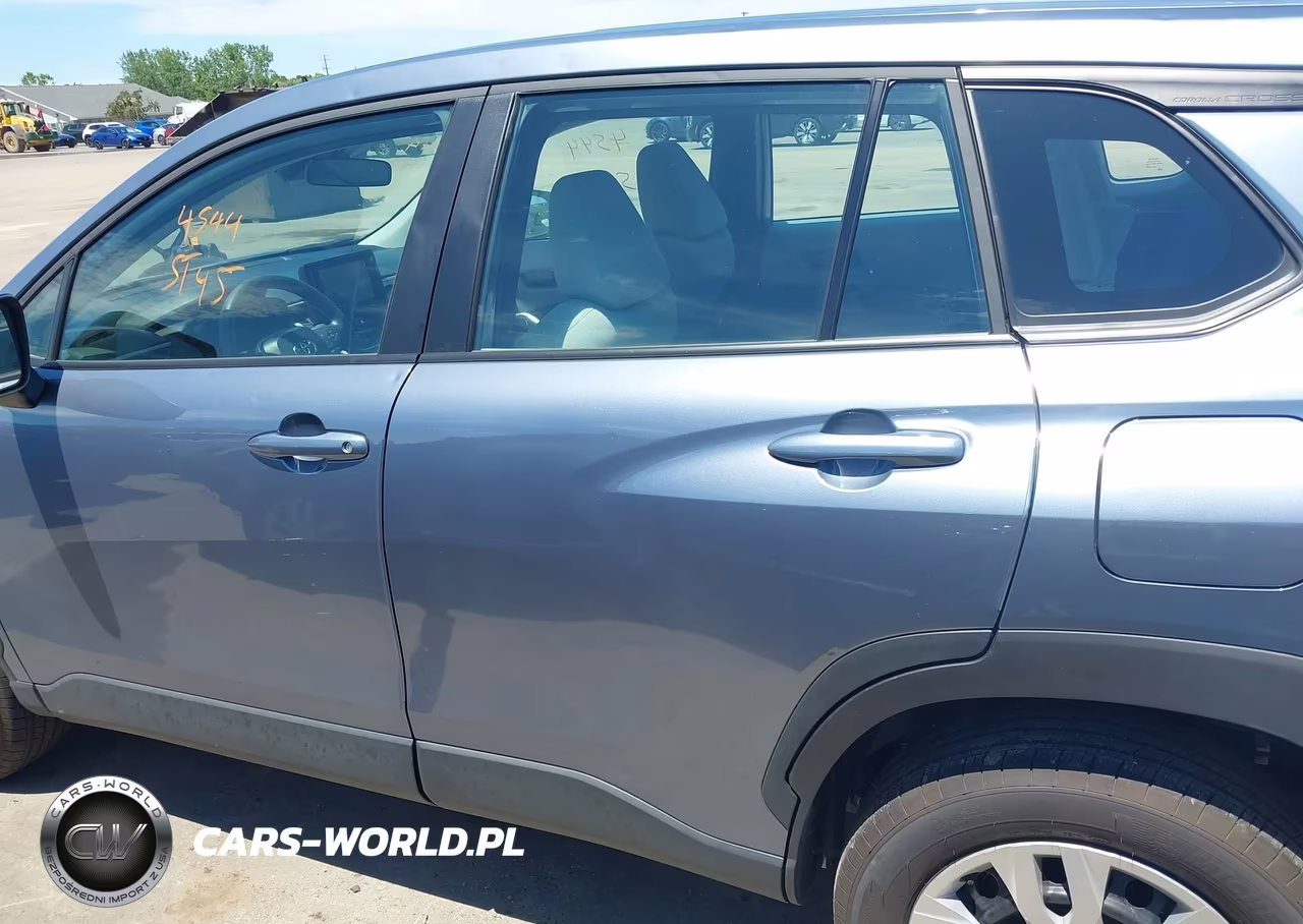 2026 Toyota Corolla Cross L VIN:7MUAAAAG8TV161772 - 14