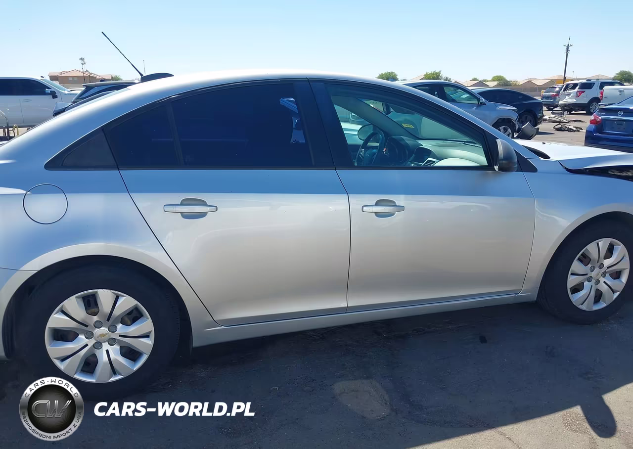 2016 Chevrolet Cruze Limited Ls Auto VIN:1G1PC5SG4G7215811 - 13