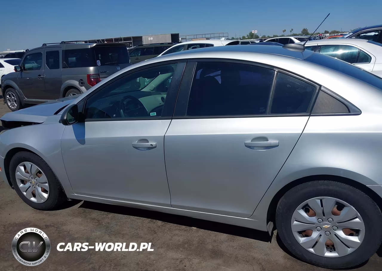 2016 Chevrolet Cruze Limited Ls Auto VIN:1G1PC5SG4G7215811 - 14