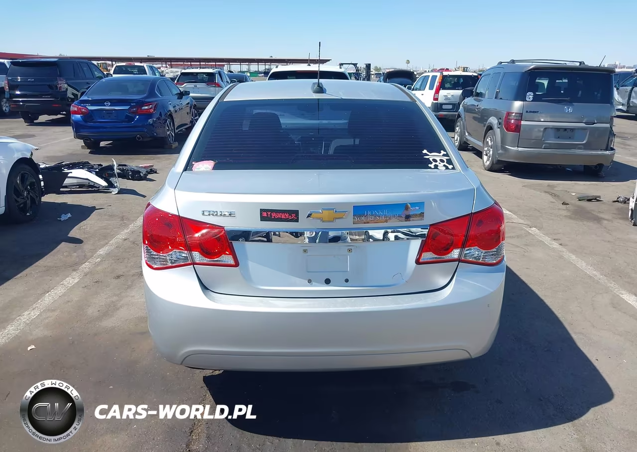 2016 Chevrolet Cruze Limited Ls Auto VIN:1G1PC5SG4G7215811 - 16